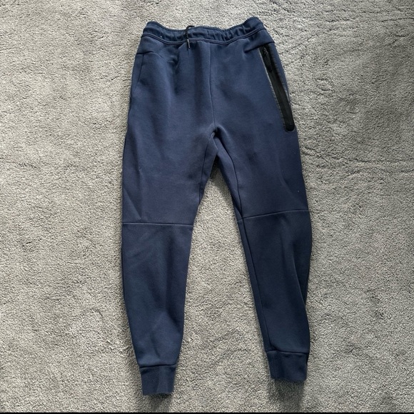 nike tech - Picture 5 of 9